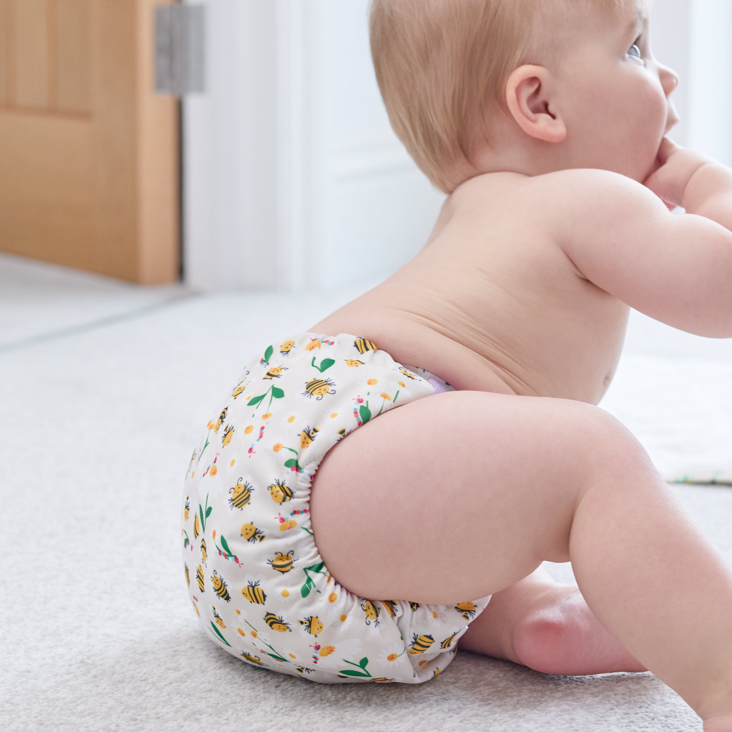 The Newborn Reusable Diaper Starter Bundle in Garden Party - Bambino Mio (EU)